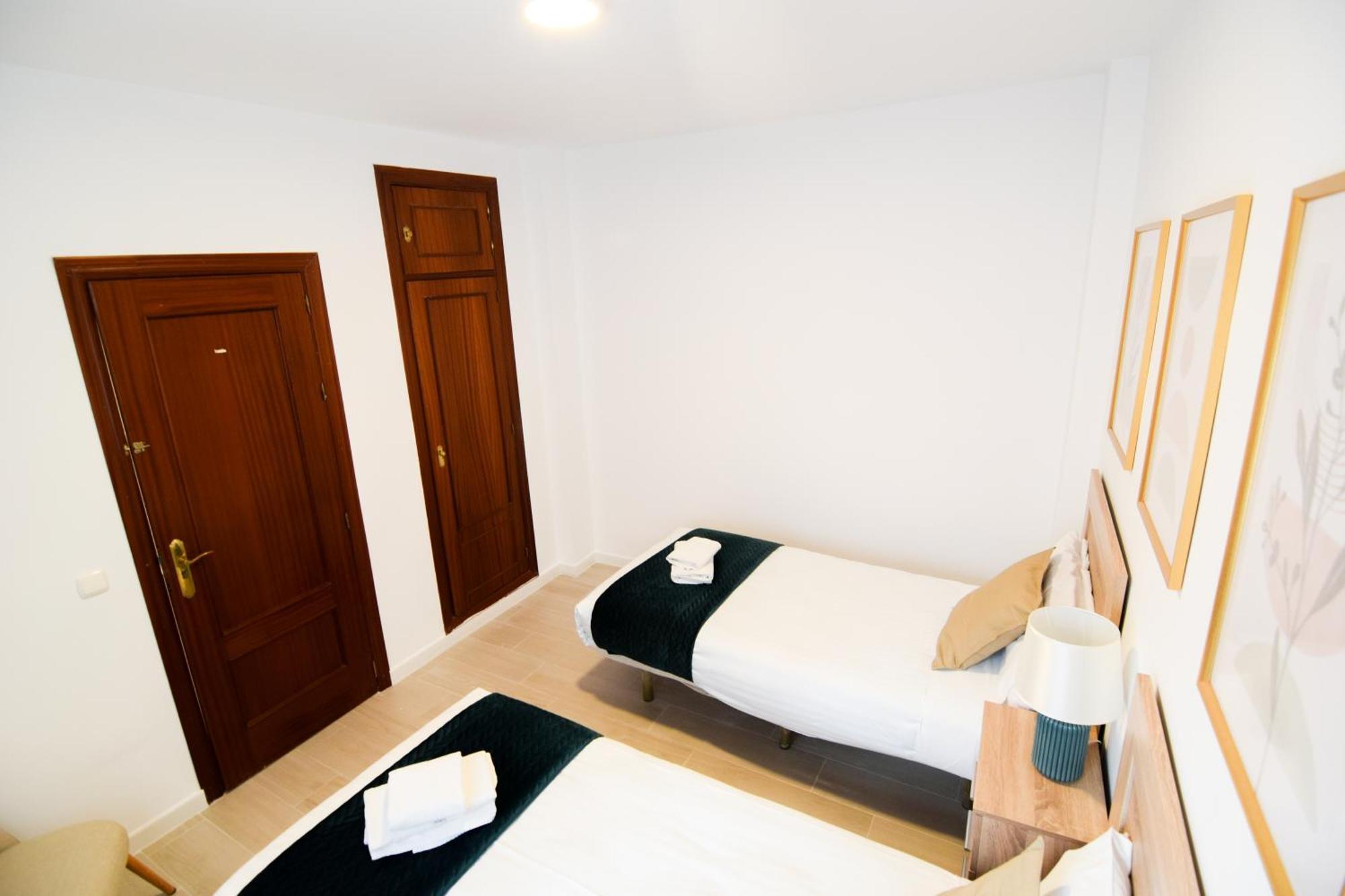 Letmalaga Cobblestone St. Apartment ภายนอก รูปภาพ