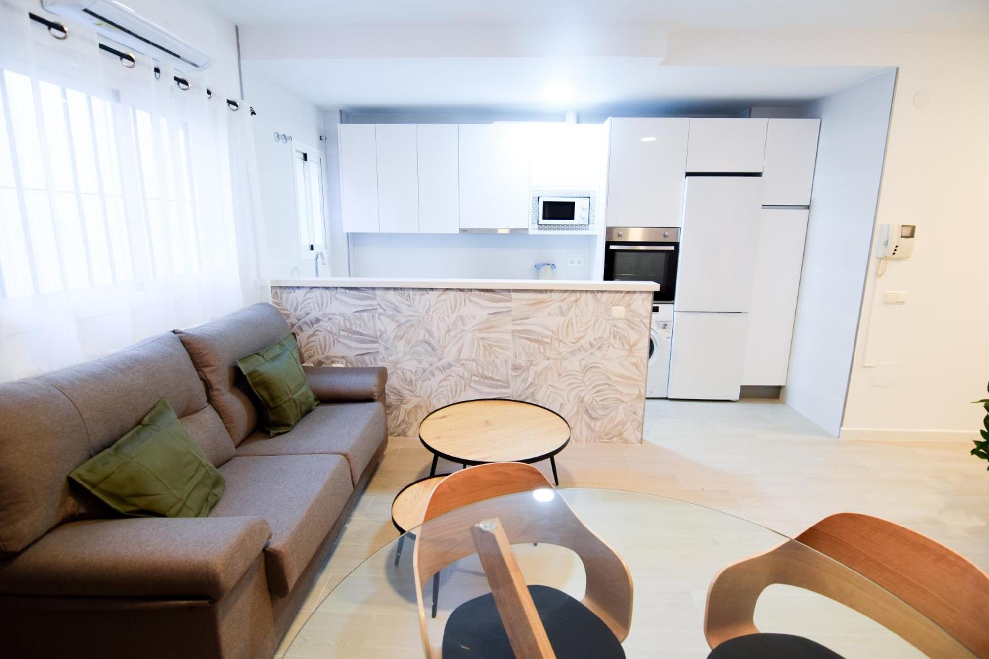 Letmalaga Cobblestone St. Apartment ภายนอก รูปภาพ
