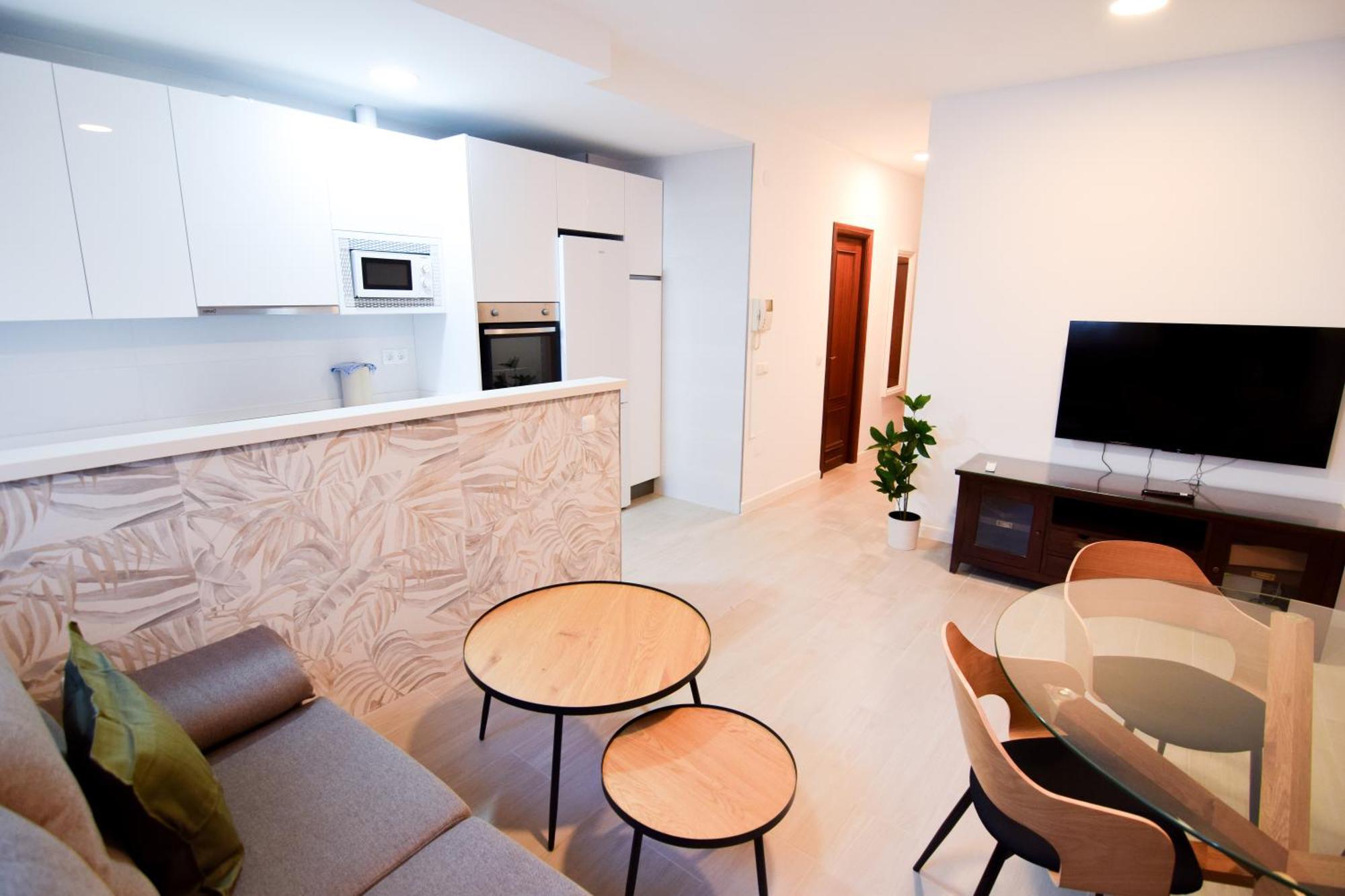 Letmalaga Cobblestone St. Apartment ภายนอก รูปภาพ